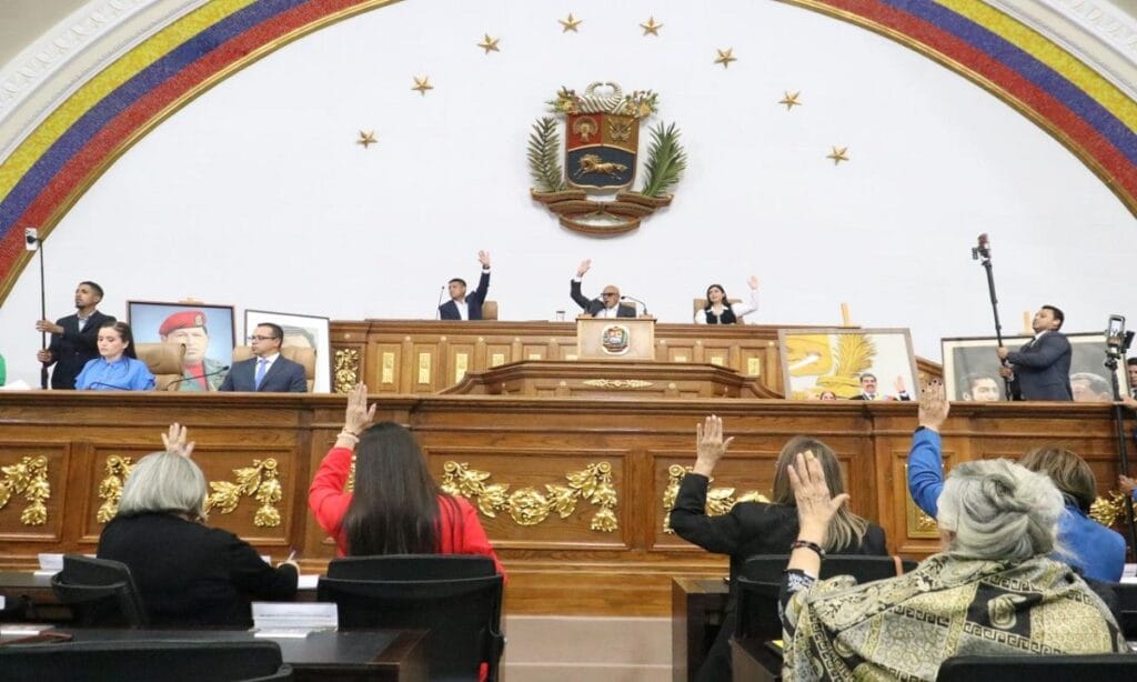 AN aprueba prórroga de 30 días para la Comisión Especial de la Ley de Amnistía