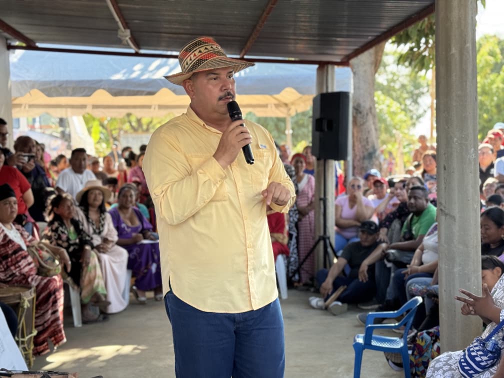 Gobernación del Zulia impulsa nueva gobernanza territorial con una asamblea y dotación a tres comunas