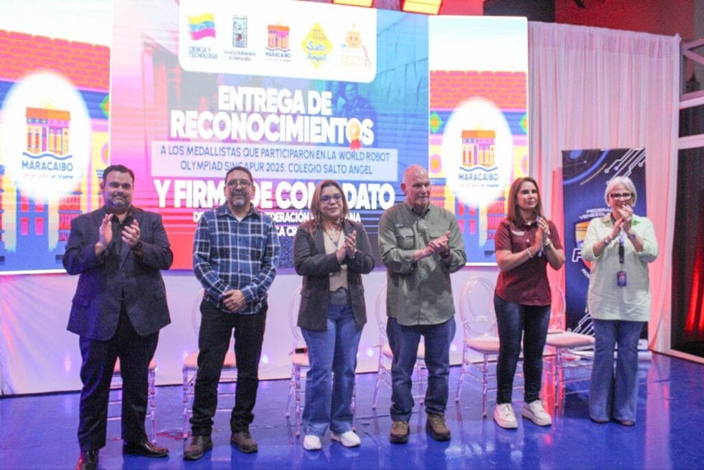 ¡Maracaibo es la capital de la robótica! Alcalde Di Martino entregó reconocimientos a los triunfadores de la WRO 2025