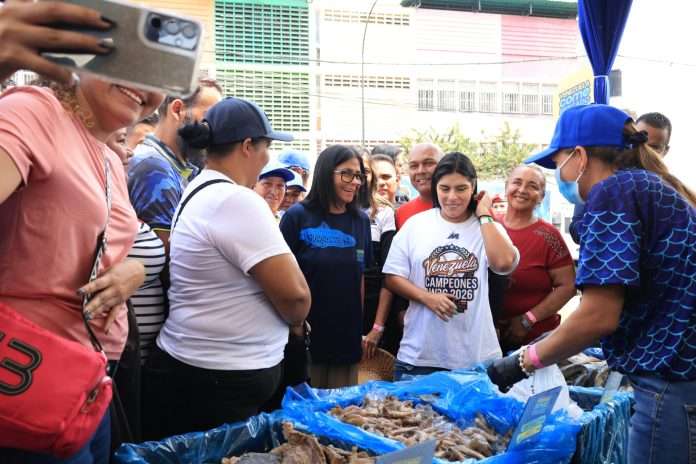 Venezuela come pescado ofrece 40% precios más bajos