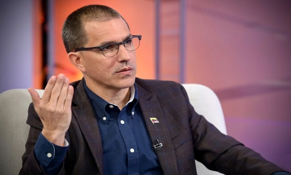 Jorge Arreaza: Más de 100 venezolanos en el exterior solicitan amnistía