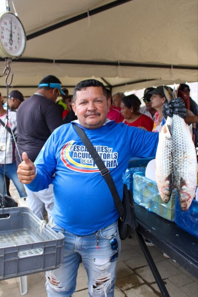 Feria del Pescado de la Alcaldía llegó a la Curva de Molina