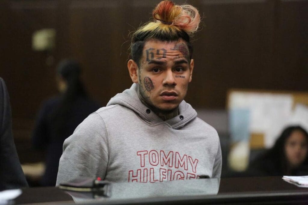 Tekashi 6ix9ine recupera su libertad y presume detalle que tuvo Nicolás Maduro con él