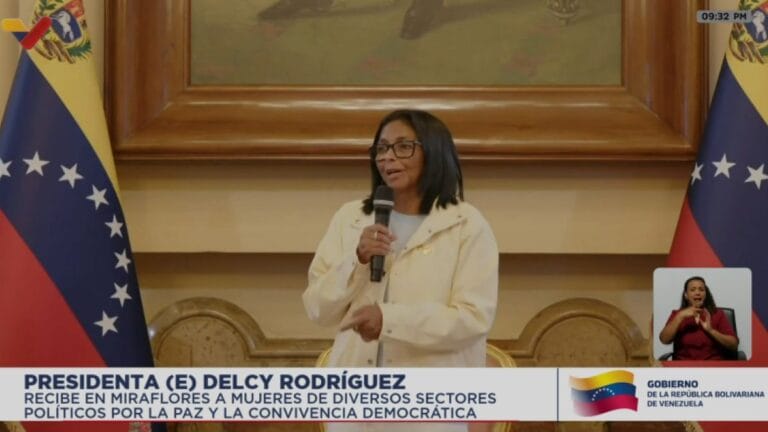 Delcy Rodríguez: Se debe garantizar a la mujer una vida libre de violencia laboral y doméstica