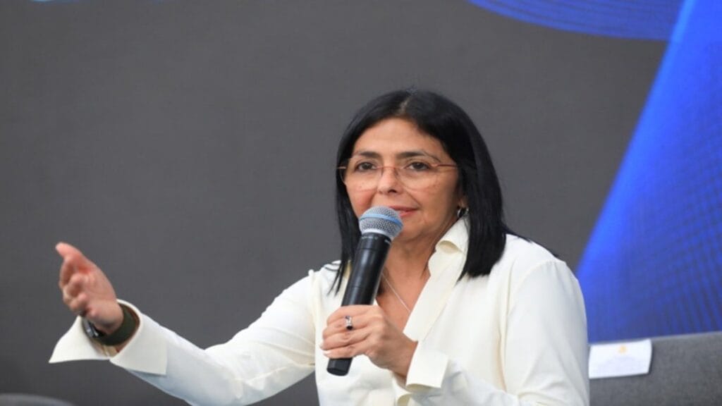 Trinidad y Tobago reconoce a Delcy Rodríguez como presidenta de Venezuela