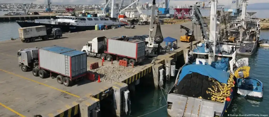 Colombia elevó aranceles a las importaciones provenientes de Ecuador