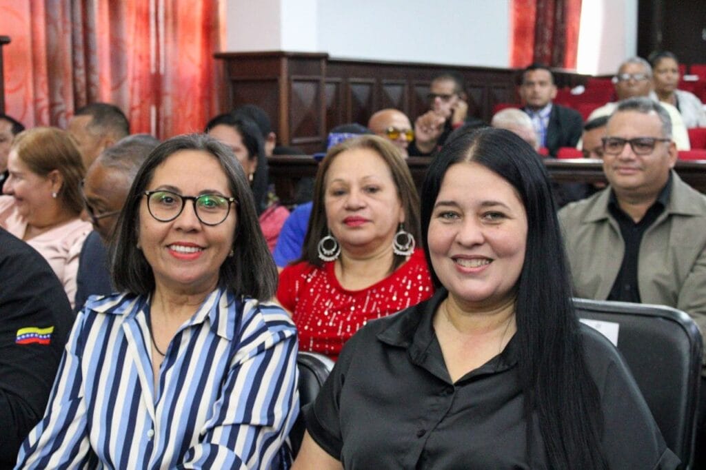 ¡Homenaje en el Clez! Magdely Valbuena: "La comunicación popular es el motor de la Revolución Bolivariana"
