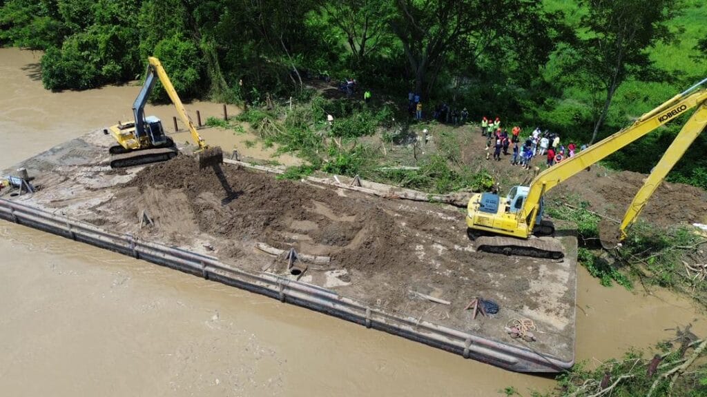 Gobernación del Zulia despliega atención integral en el Sur del Lago ante temporada de lluvias