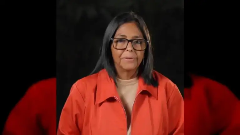 Delcy Rodríguez: Presidenta Encargada: Venezuela vuelve a levantarse con fuerza propia