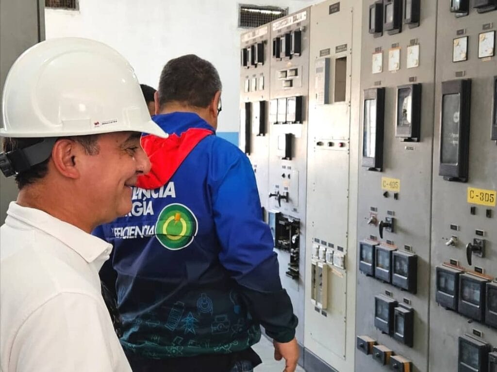 Ministro Alcalá continúa despliegue por subestaciones del estado Zulia
