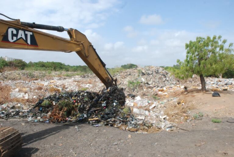 ¡3.500 metros lineales! Alcaldía de Maracaibo trabaja en el despeje de la Cañada Los Caribes-Cajón La Vega