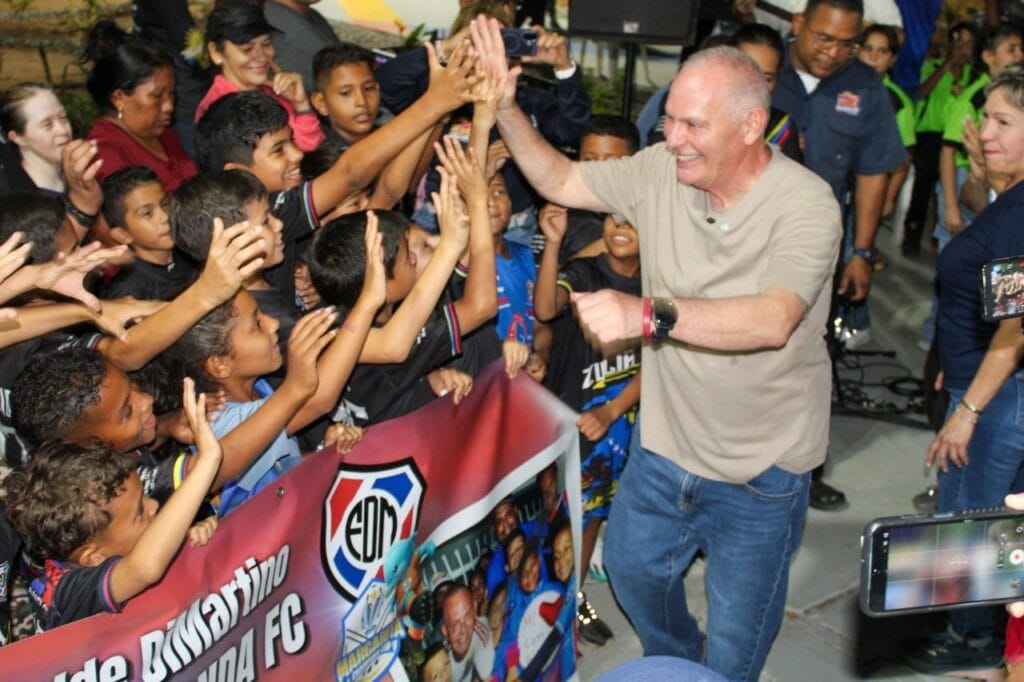 ¡El Margarita Champions Cup! Alcalde Di Martino patrocina a escuela de fútbol infantil para competir en torneo nacional