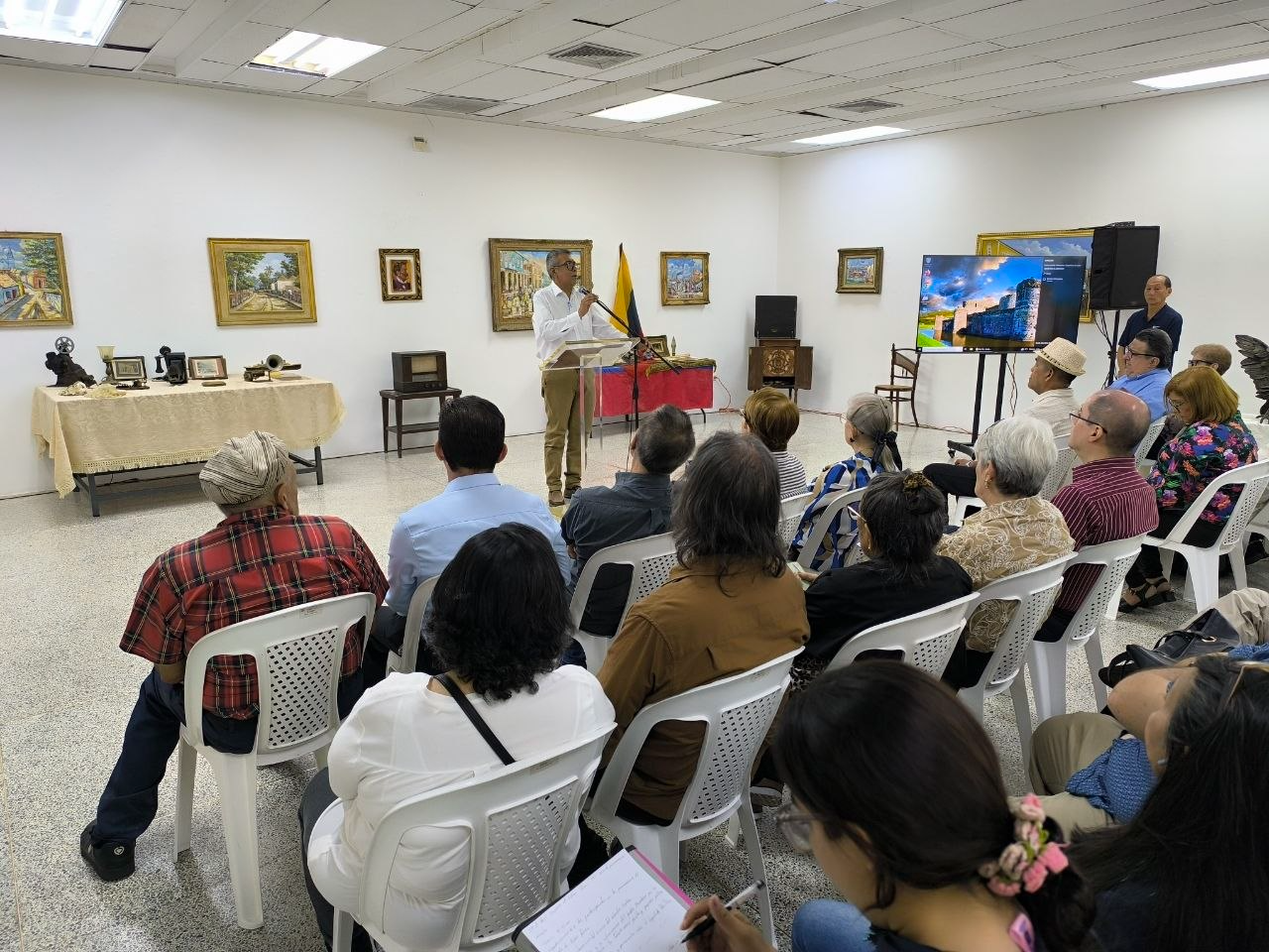 Alcaldía de Maracaibo rinde tributo a Udón Pérez: 100 años de un legado que trasciende generaciones