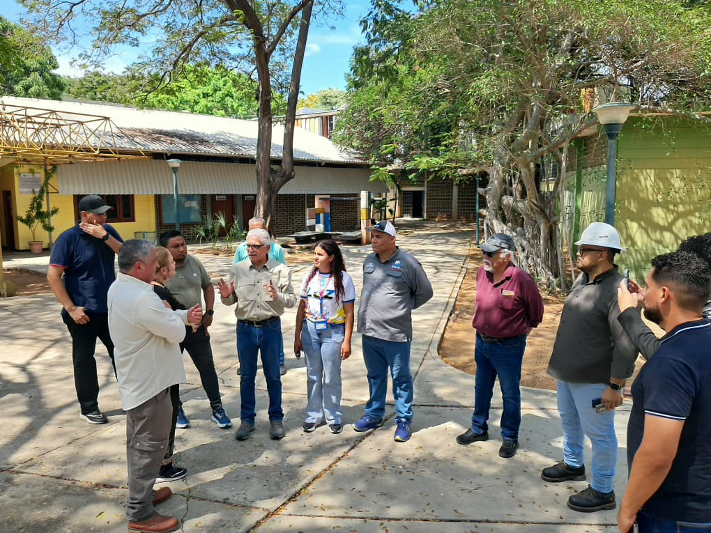 Plan LUZ: Electrificación de la Facultad de Ciencias Jurídicas y Políticas alcanza un 70% de ejecución