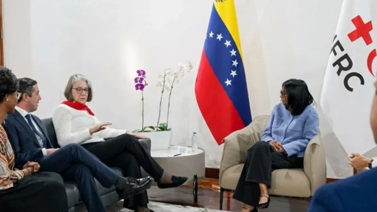 Delcy Rodríguez recibió a la presidenta de la Cruz Roja
