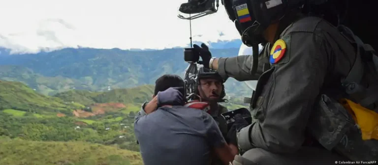 Ejército de Colombia detuvo a "El Mono" ligado a la masacre en el Cauca