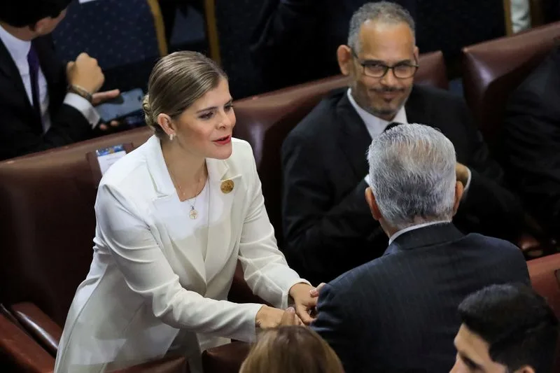 Laura Fernández asume la Presidencia de Costa Rica 