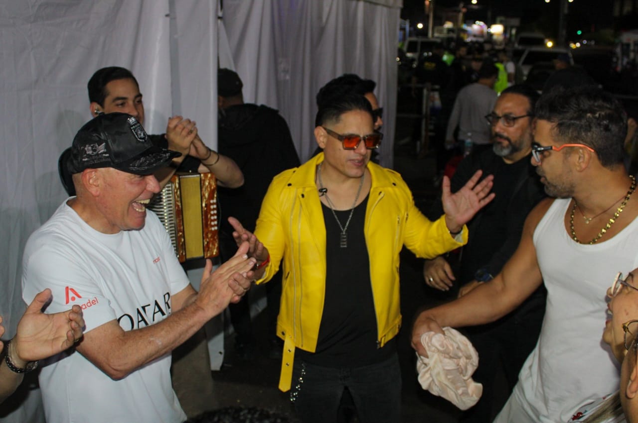 ¡Full diversión gratis! Concierto de estrellas para las madres dedicó la Alcaldía de Maracaibo