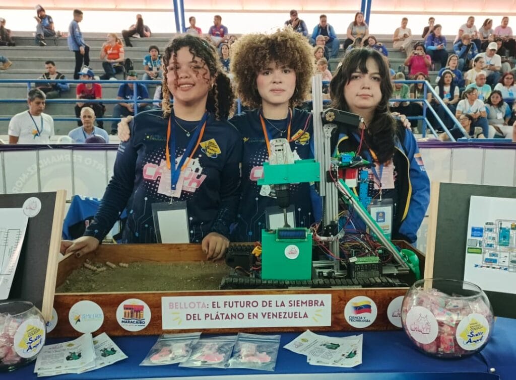 ¡Participaron 6 estados! Semilleros científicos lideraron en las Olimpiadas de Robótica Creativa