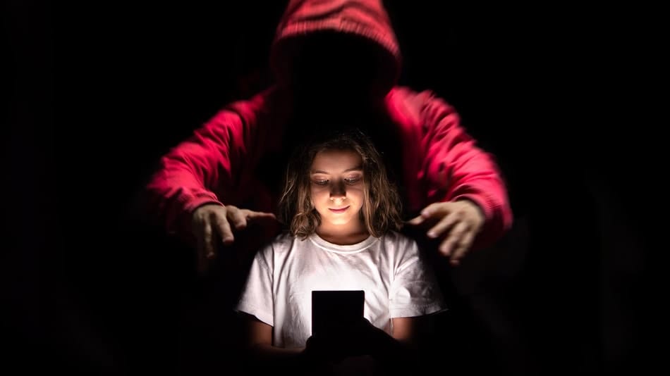 Llamado urgente a la sociedad venezolana ante el acecho de depredadores sexuales en plataformas digitales