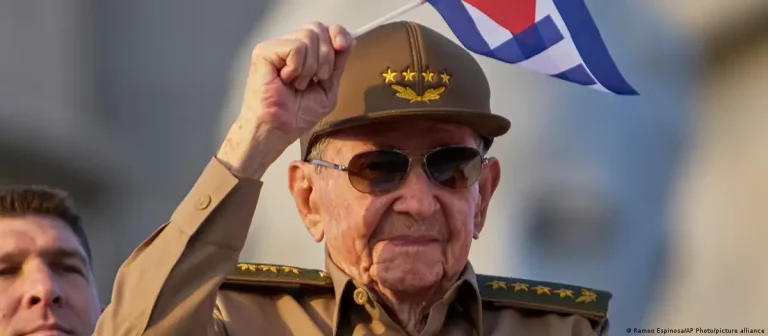 Estados Unidos imputó este miércoles al expresidente cubano Raúl Castro por los delitos de asesinato