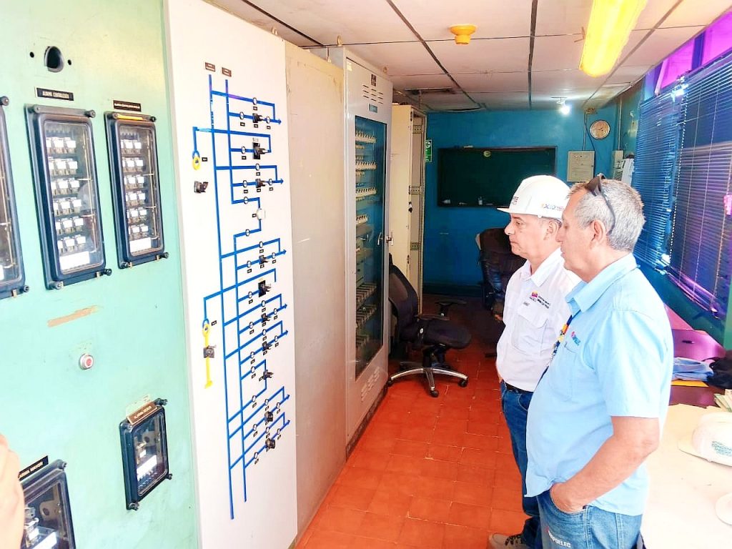 Ministro Rolando Alcalá inspeccionó subestaciones del estado Zulia