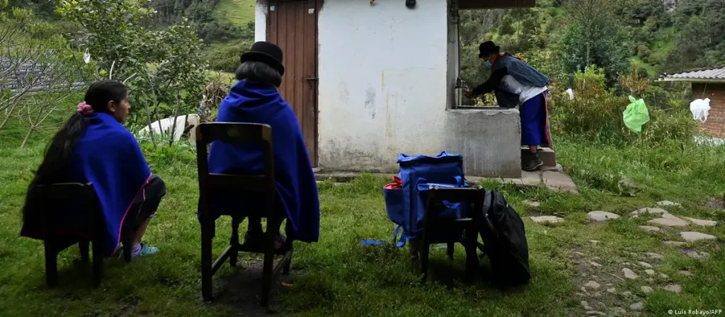 Enfrentamiento por tierras entre dos etnias indígenas colombianas dejan muertos y heridos