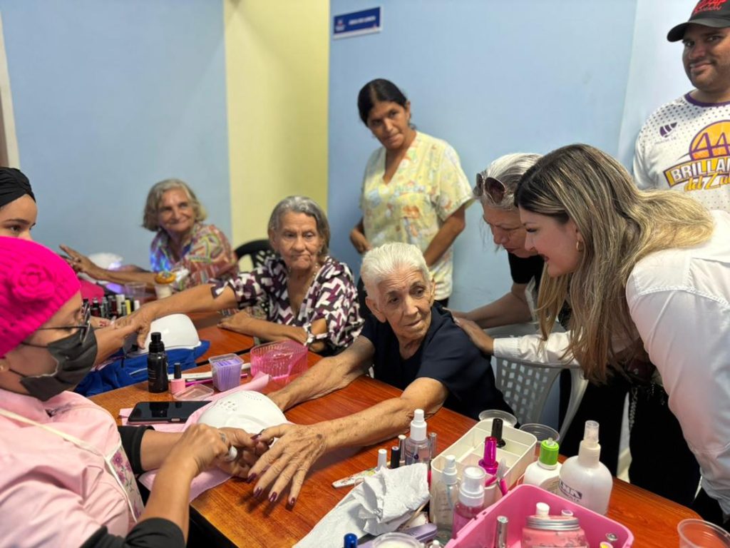 Realizan jornada de atención Integral para adultos mayores en los 21 municipios del Zulia