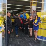 ¡En la emblemática 5 de Julio! Marabinos felices en inauguración oficial de tiendas Daka