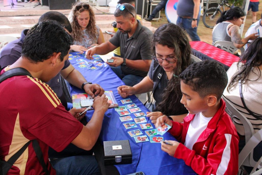 ¡Impulsado por Alcaldía Bolivariana de Maracaibo! Gran Intercambio de Barajitas del Mundial 2026 se moverá por toda la ciudad