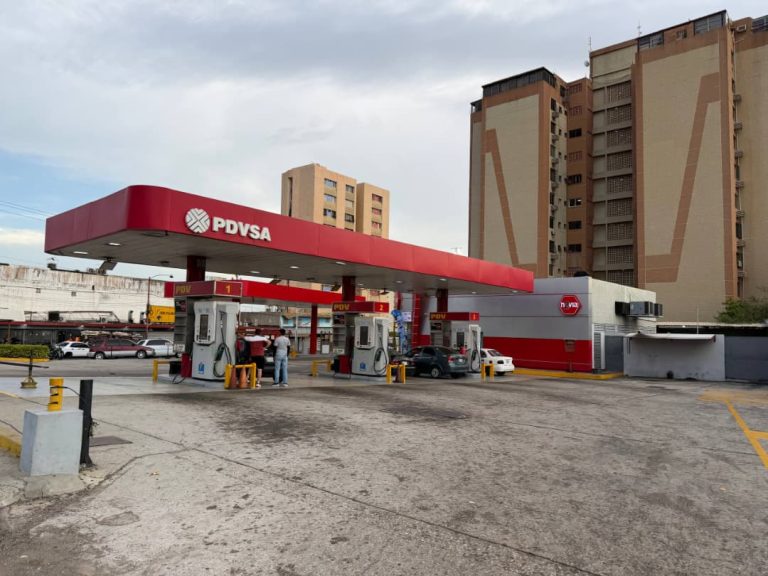 A 24 horas de activar plan especial, reportan total normalidad en estaciones de servicio de Maracaibo y San Francisco