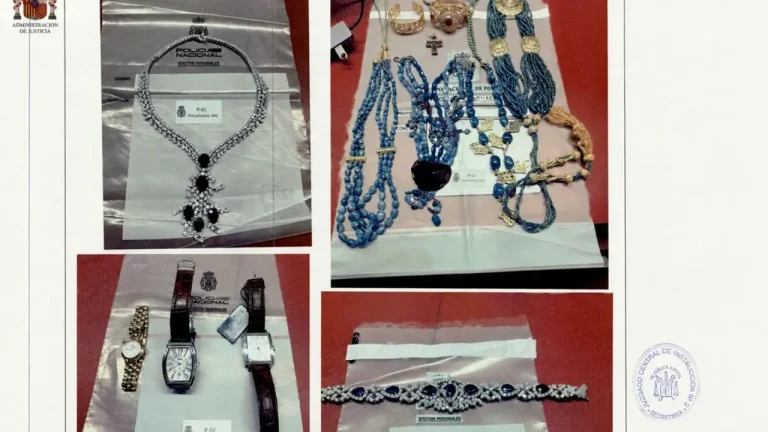 Policía española requisó joyas, relojes y discos duros de la caja fuerte del despacho de Zapatero