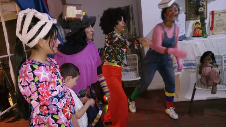 Cuentos infantiles en homenaje a Aquiles Nazoa se lucieron en la Salita El Brillante del centro de la ciudad de Maracaibo