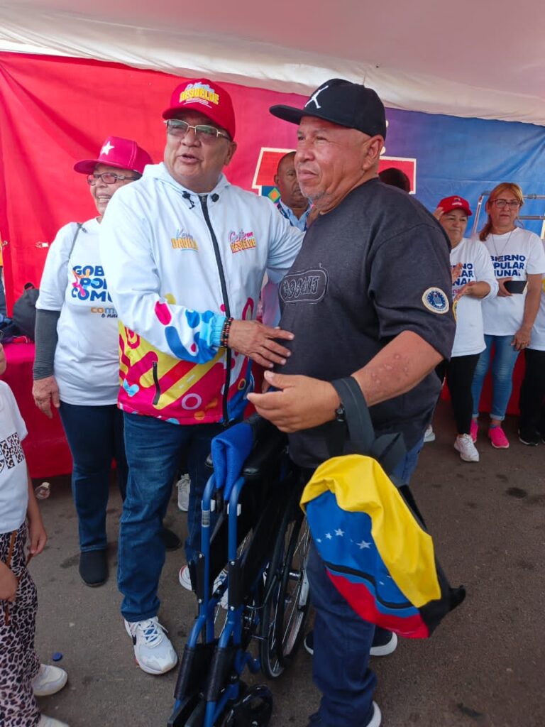 ¡Otro sábado de atención al pueblo! Habitantes de Haticos 2 beneficiados con Jornada Integral de salud y alimentos
