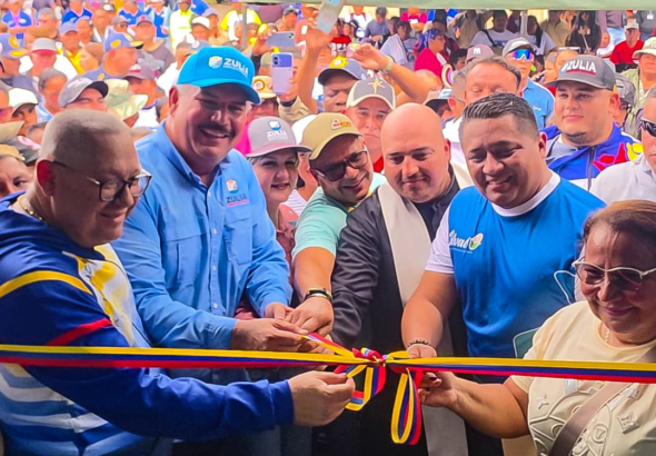 Gobernador Luis Caldera inaugura bodega PDVAL en Casigua-El Cubo, para el beneficio de más de 15.000 habitantes