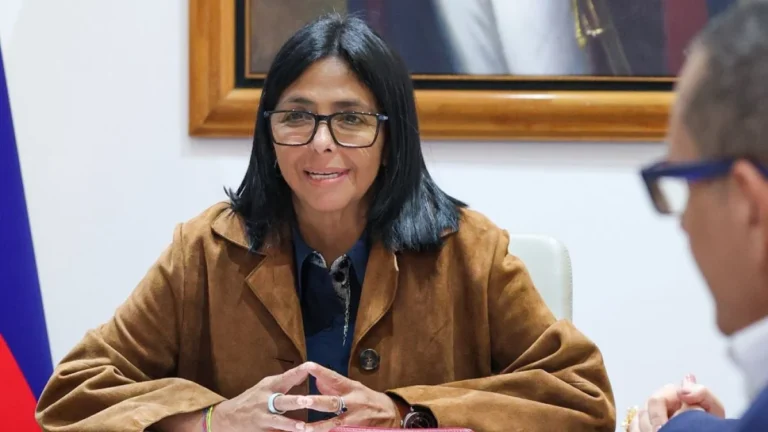 Delcy Rodríguez anunció nuevos contratos para incrementar producción petrolera