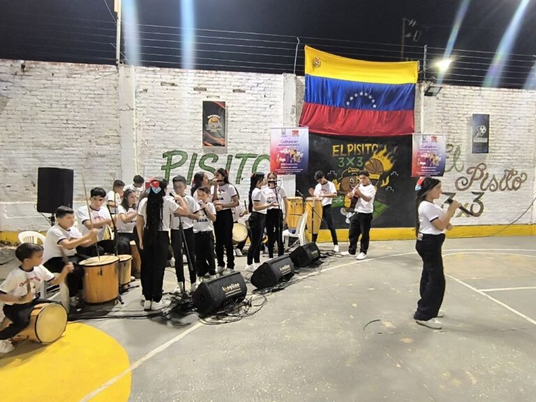 ¡Parroquia Santa Lucía! Más de 300 marabinos celebraron el encuentro cultural y deportivo en el Pisito 3x3