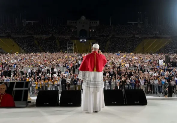 Papa León XIV reúne 40.000 personas en la vigilia de Barcelona