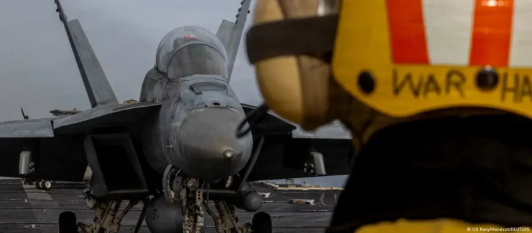 Irán dice que lanzó un ataque con drones contra bases estadounidenses en Baréin