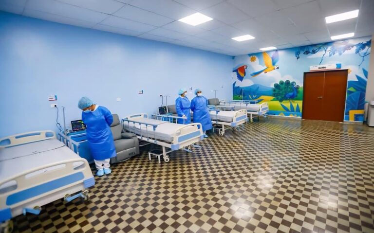 Gobernador Luis Caldera anuncia segunda fase del Plan Cayapa de la Salud para potenciar las Clínicas Populares y áreas clave de hospitales