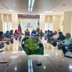 Gobernador Luis Caldera y el ministro de Deportes afinan detalles para los XX Juegos Deportivos Nacionales Estudiantiles 2026