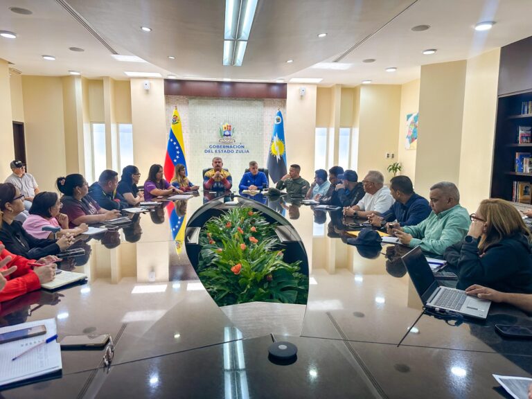 Gobernador Luis Caldera y el ministro de Deportes afinan detalles para los XX Juegos Deportivos Nacionales Estudiantiles 2026