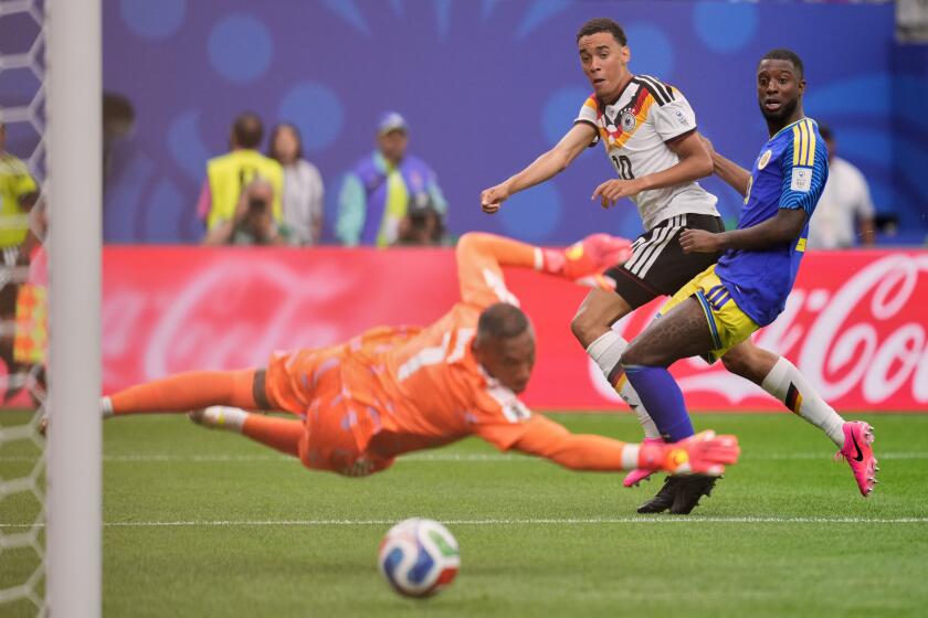 Costa de Marfil supera a Ecuador y le baja los ánimos en el Mundial