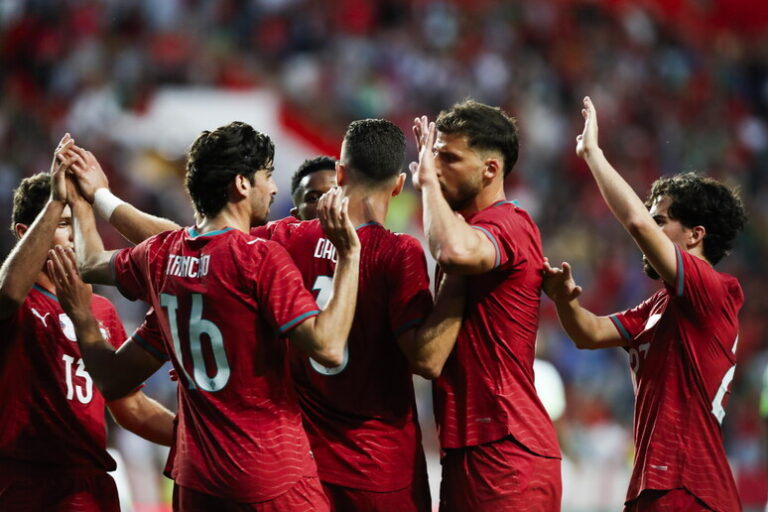 ¡Mundial 2026! Inglaterra demuestra su fuerza, Portugal naufraga en su debut y Colombia reafirma su poderío ofensivo