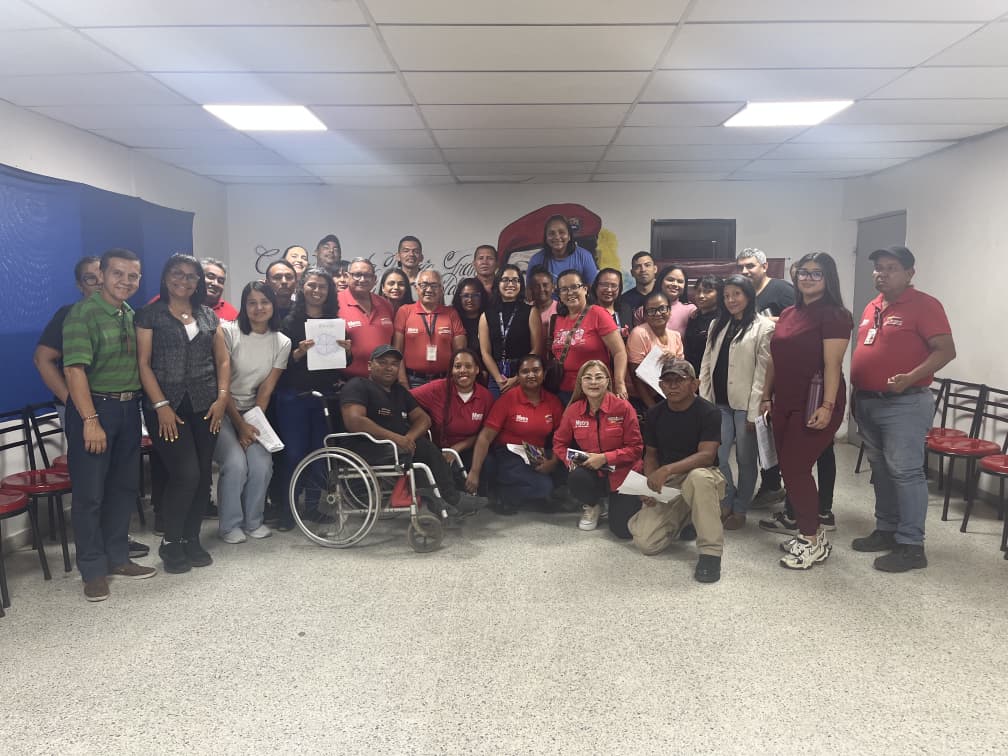 FUNDANIS llevó taller de bienestar emocional a trabajadores del Metro de Maracaibo