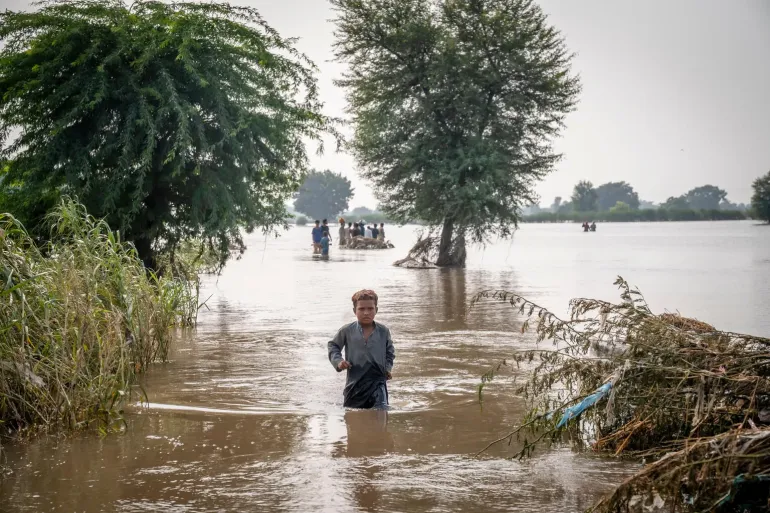 UNICEF: Casi la mitad de los niños y niñas del mundo están expuestos a un mínimo de tres peligros climáticos combinados