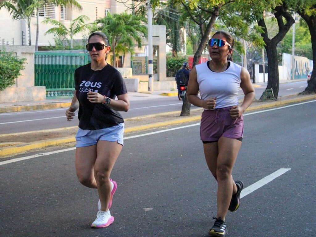 ¡Imdeprec impulsa la actividad! En la Ciclovía se suman más mujeres cada domingo