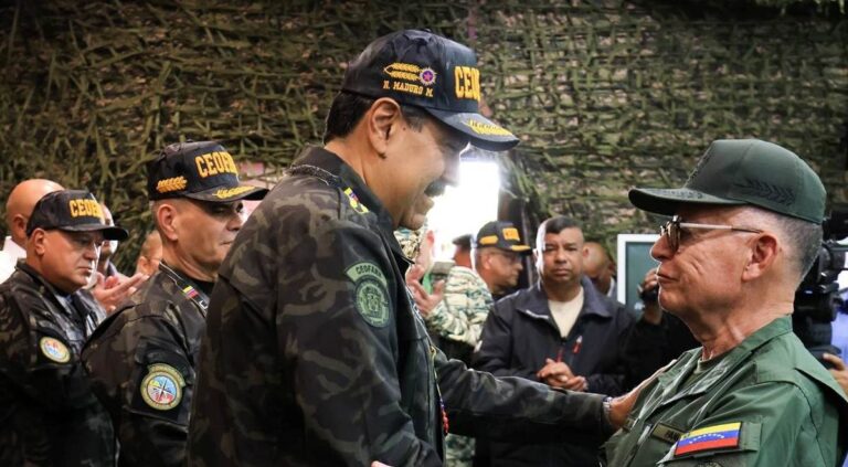 Francisco Arias Cárdenas sorprendió al país con un llamado público
