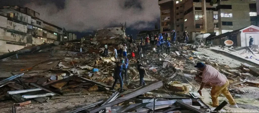 Venezuela reporta 32 muertos y más de 700 heridos tras doble terremoto