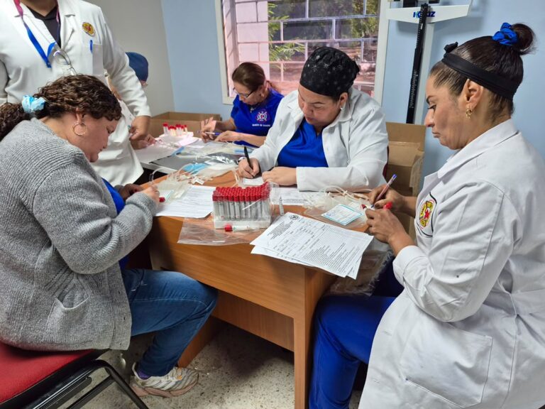 Más de 200 zulianos donaron sangre en jornada "Una gota de Humanidad" en apoyo a los afectados por los terremotos